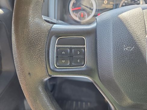 Used 2018 RAM 3500 Tradesman image 12