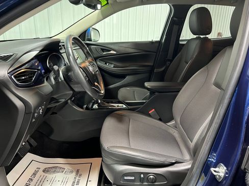 Used 2022 Buick Encore GX Preferred w/ Cold Weather Comfort Package image 5