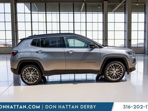 Used 2023 Jeep Compass Limited w/ Elite Group AWD/4WD image 37
