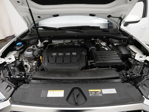 Used 2025 Audi Q3 2.0T Premium image 3