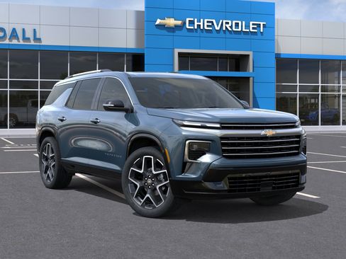 New 2026 Chevrolet Traverse High Country w/ LPO, Floor Liner Package AWD/4WD image 7