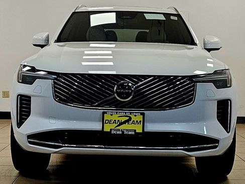 New 2026 Volvo XC90 B5 Plus w/ Protection Package AWD/4WD image 7