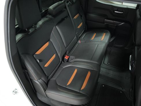 Used 2021 GMC Sierra 1500 AT4 w/ AT4 Premium Package image 15