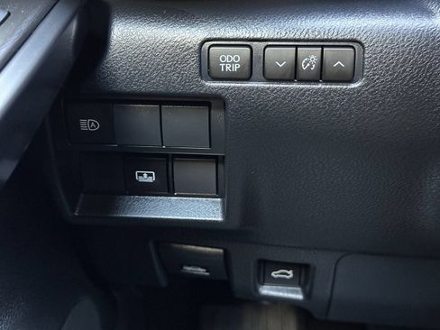 Used 2023 Lexus IS 300 w/ Premium Package RWD image 30
