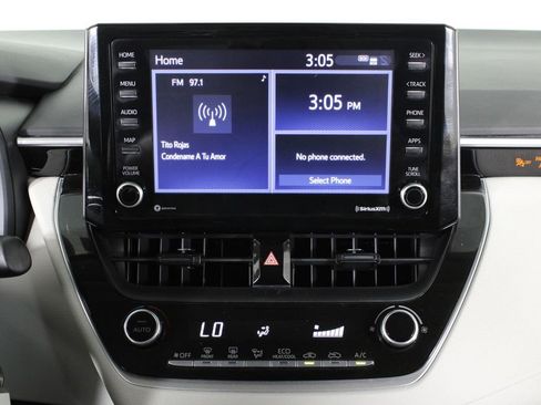 Used 2022 Toyota Corolla LE image 8