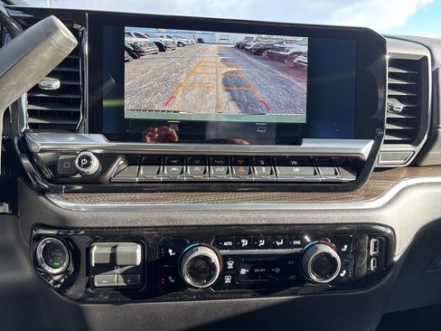 New 2026 Chevrolet Silverado 1500 LT image 18