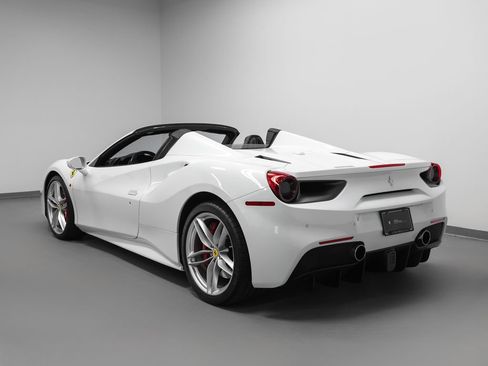 Certified 2018 Ferrari 488 Spider RWD image 60