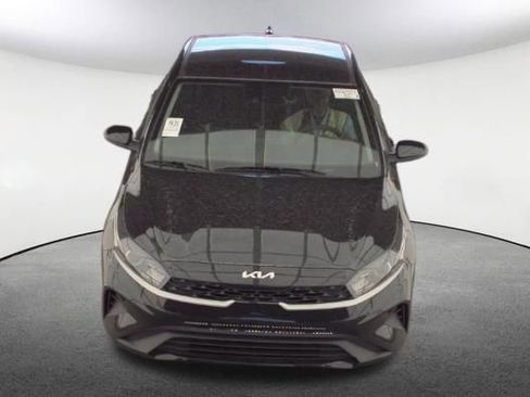 Used 2024 Kia Forte LXS image 2