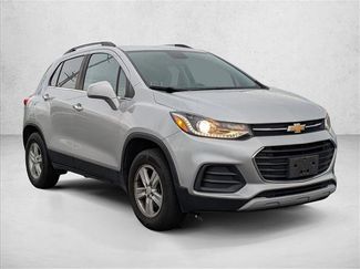 Used 2020 Chevrolet Trax LT w/ LT Convenience Package video 3