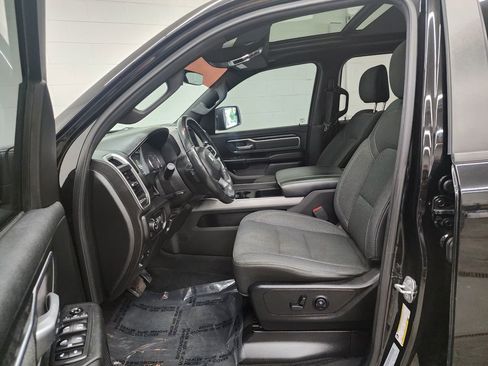 Used 2019 RAM 1500 Big Horn AWD/4WD image 12
