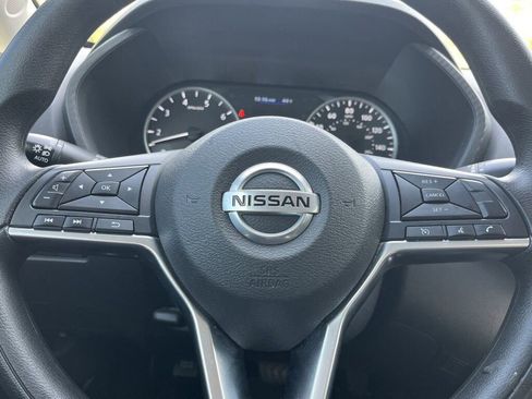 Used 2023 Nissan Sentra S image 9