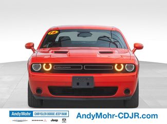 Used 2016 Dodge Challenger SXT RWD video 2