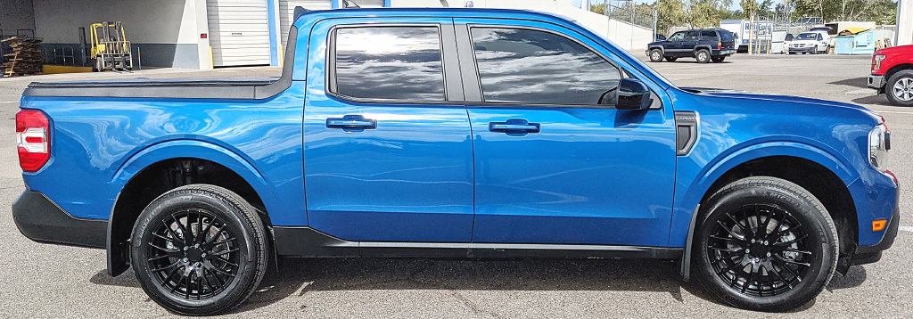 Certified 2024 Ford Maverick Lariat FWD image 2
