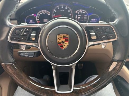 Used 2019 Porsche Cayenne S AWD/4WD image 2