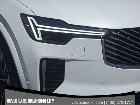 Used 2026 Volvo XC90 B6 Ultra w/ Protection Package AWD/4WD image 10