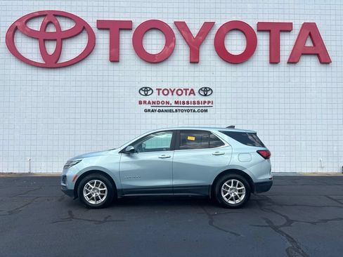 Used 2022 Chevrolet Equinox LT FWD image 4
