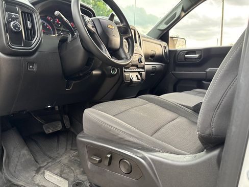 Used 2022 Chevrolet Silverado 1500 Custom RWD image 15