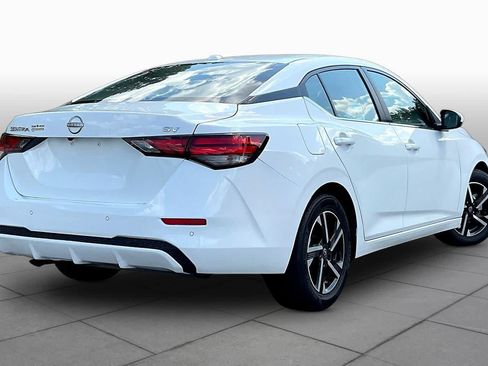 Used 2024 Nissan Sentra SV FWD image 13