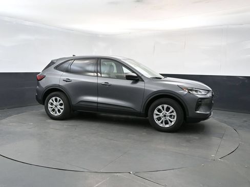 Used 2025 Ford Escape Active w/ Tech Pack #1 AWD/4WD image 7