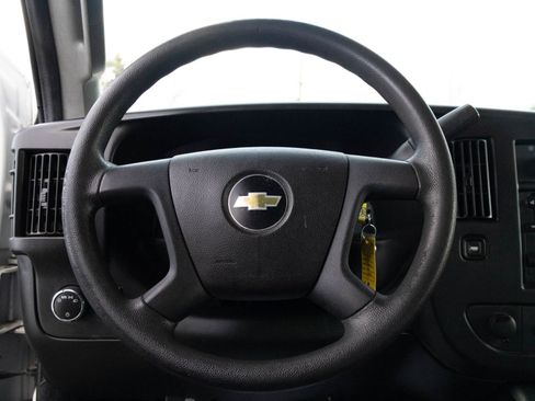 Used 2017 Chevrolet Express 2500 image 23