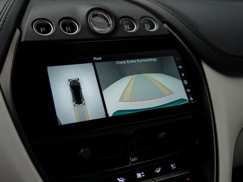 Used 2023 Aston Martin DBX AWD/4WD image 51