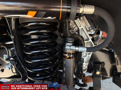 Used 2026 Ford F250 Platinum w/ Tremor Off-Road Package AWD/4WD image 9