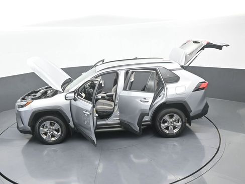 Used 2023 Toyota RAV4 XLE image 67