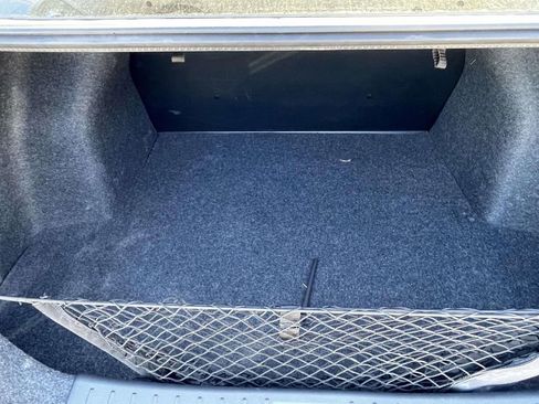 Used 2025 Nissan Versa S w/ Trunk Package image 10