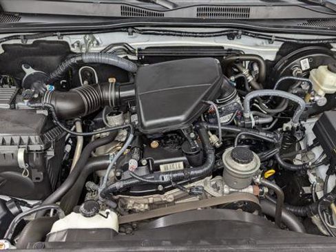 Used 2021 Toyota Tacoma SR RWD image 22