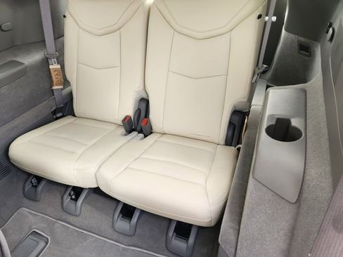 Used 2025 Cadillac XT6 Premium Luxury w/ Technology Package image 33