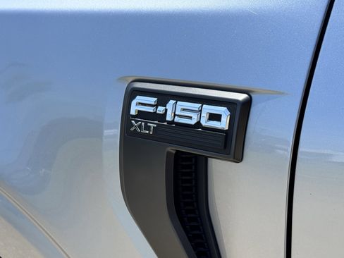 Used 2022 Ford F150 XLT w/ Equipment Group 302A High AWD/4WD image 16