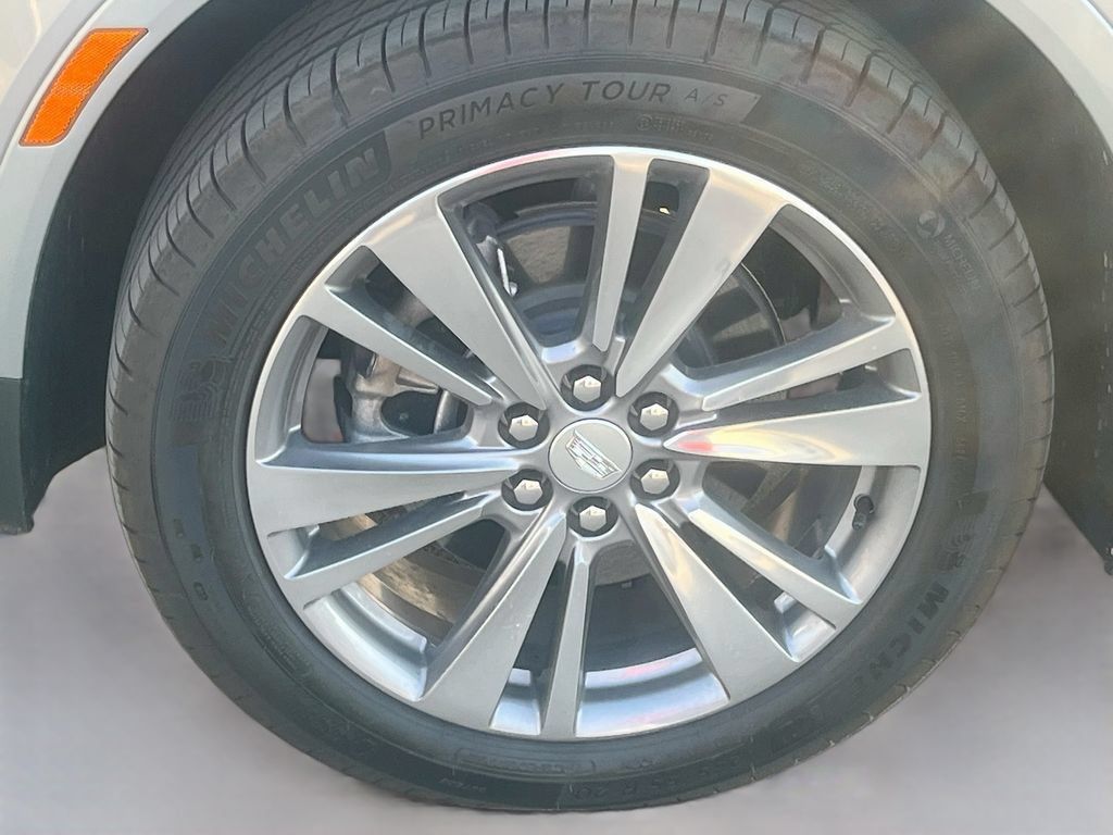 Used 2025 Cadillac XT5 Premium Luxury FWD image 31