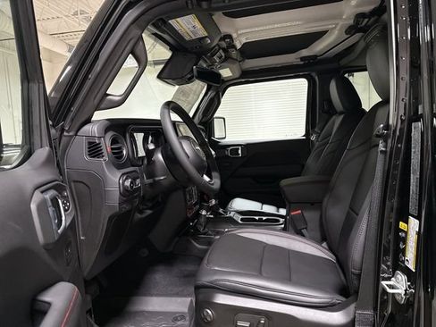 New 2026 Jeep Wrangler Unlimited Rubicon AWD/4WD image 18