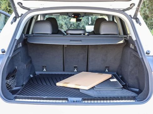 New 2025 Audi Q5 Premium Plus image 24