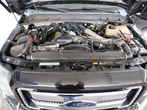 Used 2012 Ford F450 Lariat w/ Lariat Ultimate Pkg AWD/4WD image 12