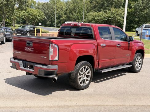 Used 2018 GMC Canyon Denali AWD/4WD image 12