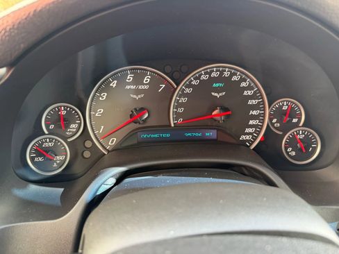 Used 2006 Chevrolet Corvette Coupe 2D w/ Preferred Equipment Group image 32