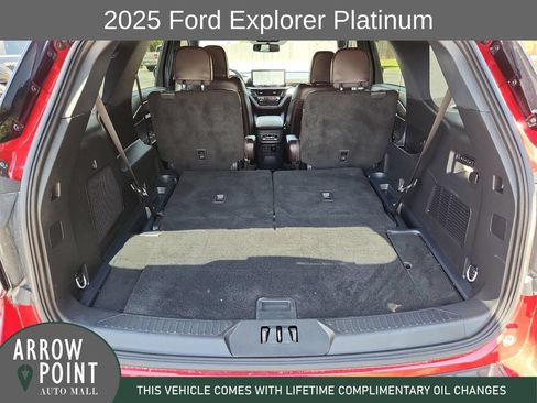 Used 2025 Ford Explorer Platinum w/ Ultimate Package AWD/4WD image 17