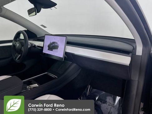 Used 2024 Tesla Model Y Long Range AWD/4WD image 27
