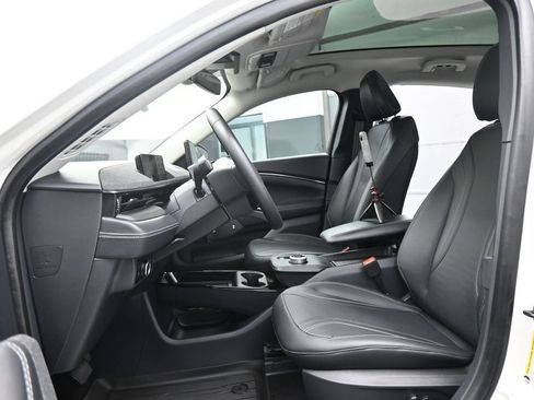Certified 2023 Ford Mustang Mach-E Premium RWD image 5