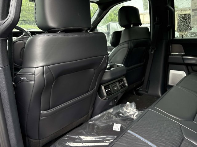 New 2026 Ford F350 Platinum w/ Tremor Off-Road Package AWD/4WD image 16