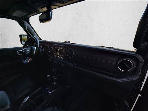 Used 2019 Jeep Wrangler Unlimited Sahara AWD/4WD image 21