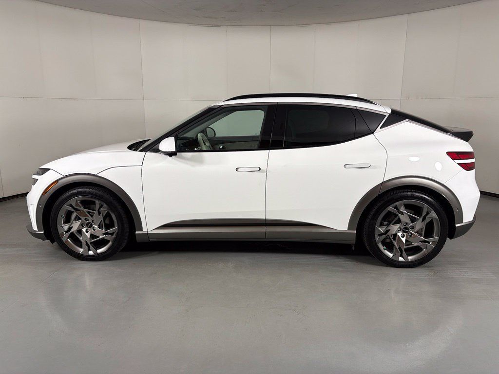 Used 2023 Genesis GV60 Performance AWD/4WD image 5