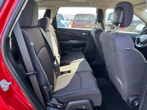 Used 2015 Dodge Journey American Value Package w/ Flexible Seating Group FWD image 5