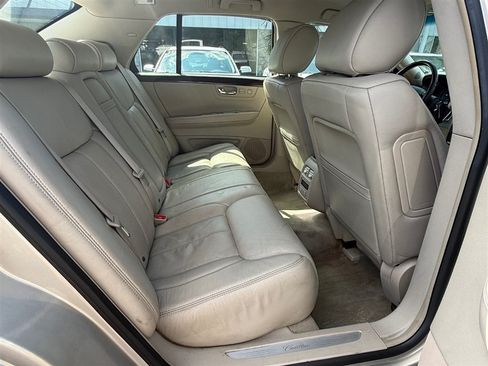Used 2009 Cadillac DTS FWD image 10