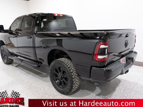 Used 2024 RAM 2500 Big Horn w/ Night Edition AWD/4WD image 3