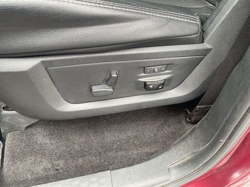 Used 2017 RAM 1500 Laramie w/ Convenience Group image 22