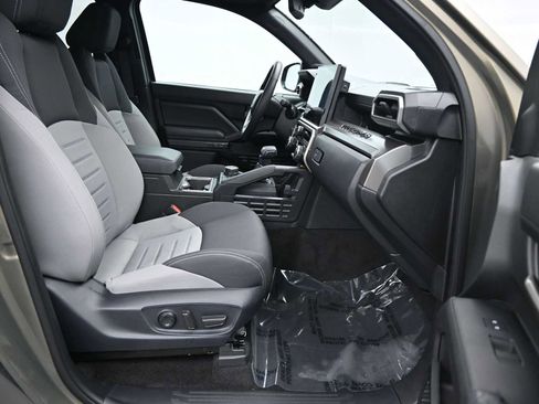 Used 2024 Toyota Tacoma TRD Off-Road image 11