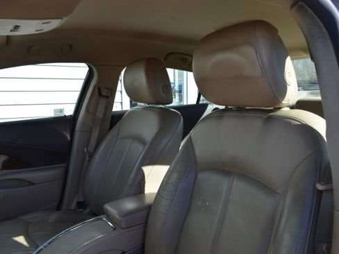 Used 2010 Buick LaCrosse CXL image 11