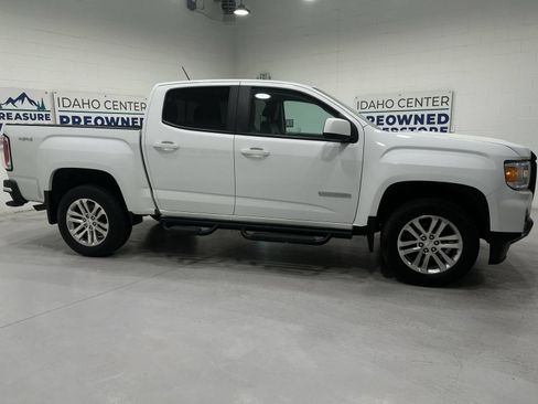 Used 2022 GMC Canyon Elevation w/ Elevation Premium Package AWD/4WD image 9